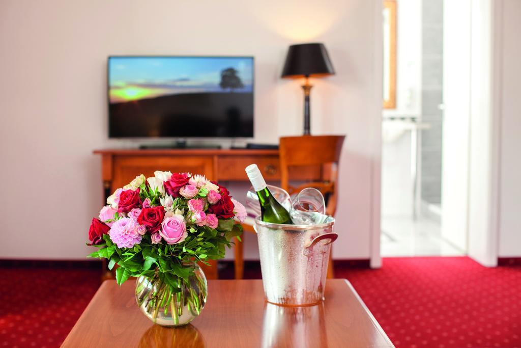 Hotel Prinzenpalais Bad Doberan Dış mekan fotoğraf